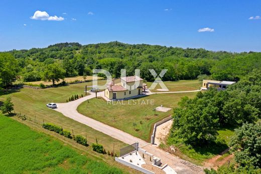 ‏בתי יוקרה ב  Tinjan, Istria