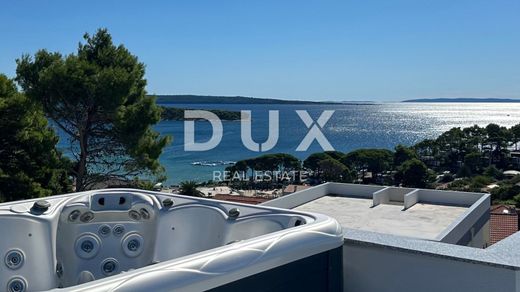 ﺷﻘﺔ ﻓﻲ Rab, Primorsko-Goranska