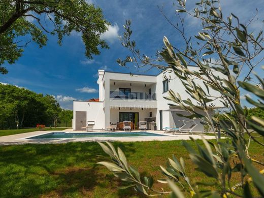 Luxe woning in Marčana, Istria