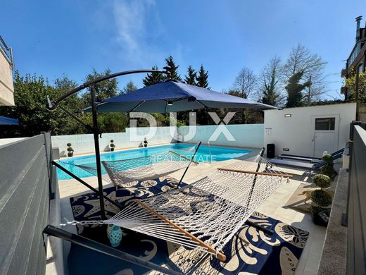 Medulin, Istriaのアパートメント