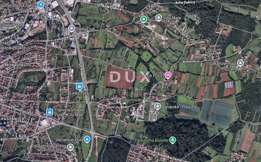 Terreno a Pola, Grad Pula