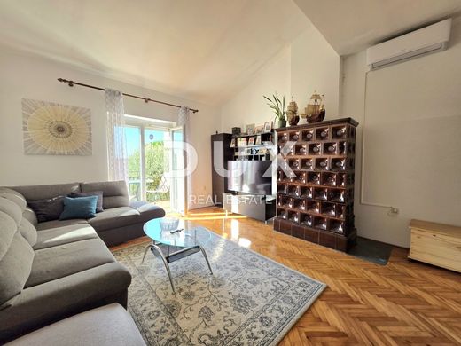 Πολυτελή κατοικία σε Pula, Grad Pula