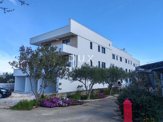 Apartment in Nin, Zadar