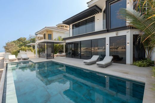 Villa in Dubai