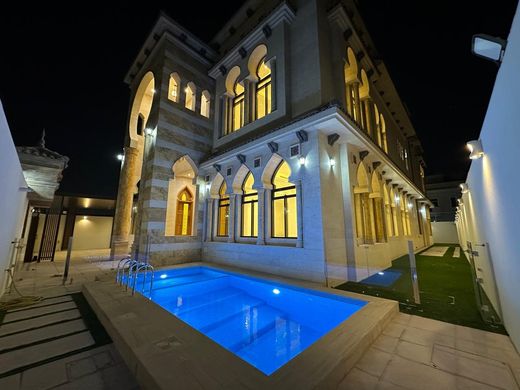 Villa in Dubai