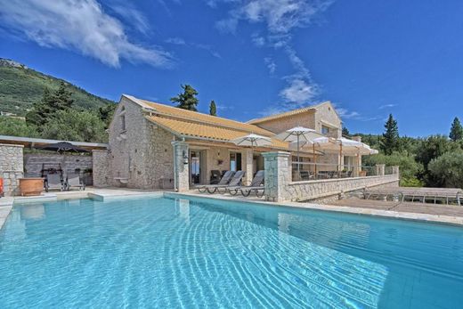 Villa a Corfù, Nomós Kerkýras