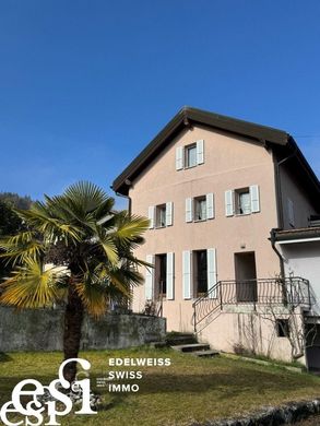Apartment / Etagenwohnung in Le Bouveret, Monthey