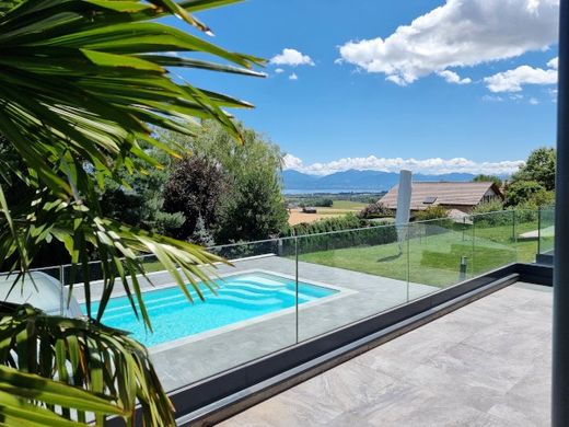 Luxus-Haus in Apples, Morges