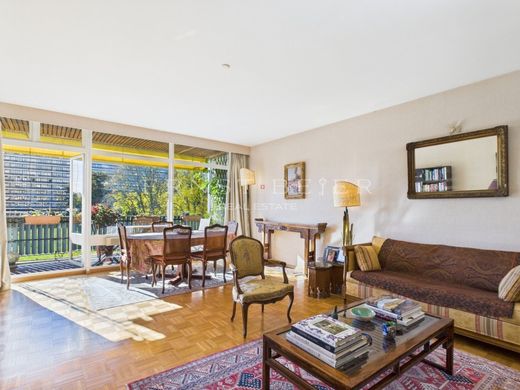 Apartment / Etagenwohnung in Genf, Genève