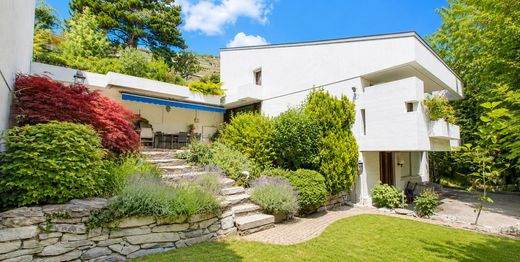 Luxury home in Sion, Sion District