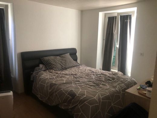 Apartment / Etagenwohnung in Chêne-Bourg, Genève