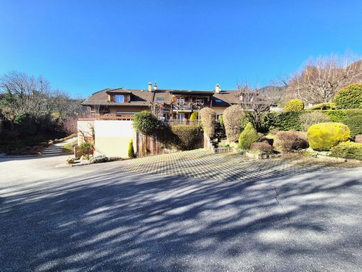 Luxury home in Ollon, Aigle District