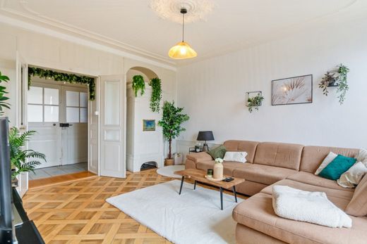 Luxus-Haus in Les Brenets, Le Locle