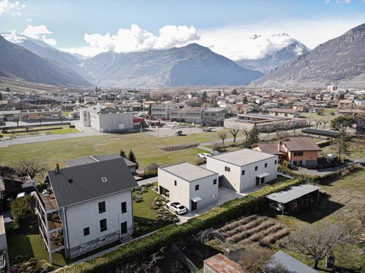 Lüks ev Charrat, Martigny District