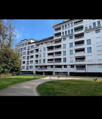 Apartment / Etagenwohnung in Cologny, Genève