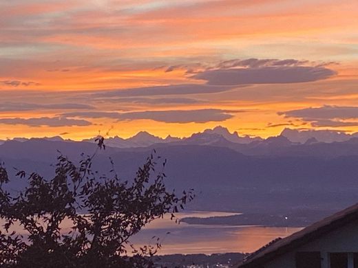 Casa de lujo en Arzier, Nyon District