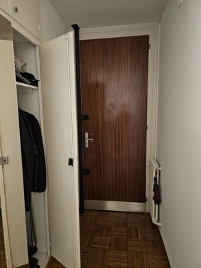 Apartment / Etagenwohnung in Grand-Lancy, Genève