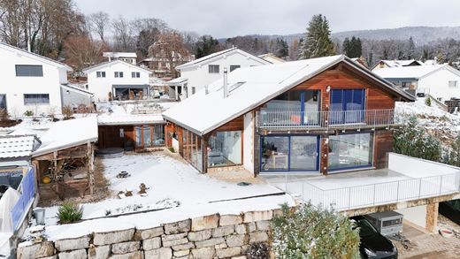 Villa à Prêles, Jura Bernois