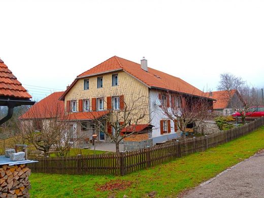 Casa di lusso a Les Pommerats, Franches-Montagnes District