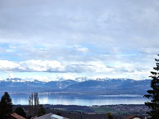 Luxus-Haus in Arzier, Nyon District
