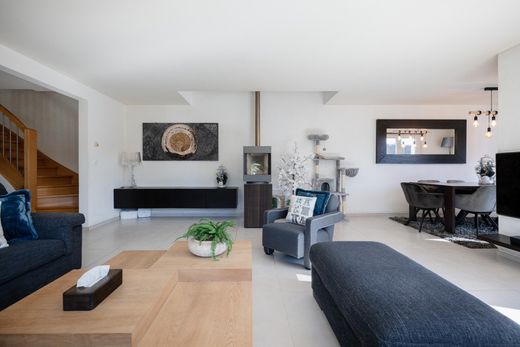 Luxury home in Villars-Ste-Croix, Ouest Lausannois District