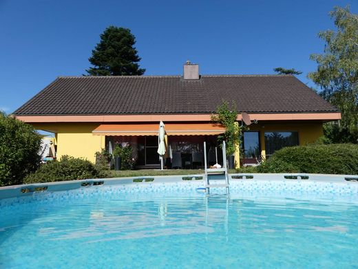 Casa de lujo en Bournens, Gros-de-Vaud District