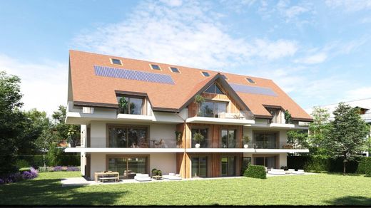 Apartment / Etagenwohnung in Gland, Nyon District