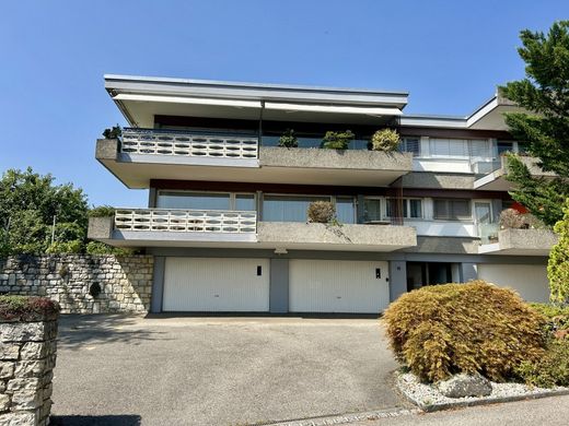 아파트 / Le Landeron, Neuchâtel District