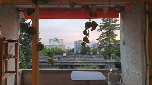 Apartment in Le Mont-sur-Lausanne, Lausanne District