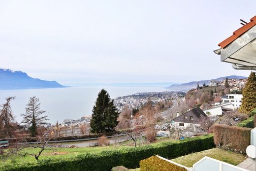 Apartment / Etagenwohnung in Montreux, Riviera-Pays-d'Enhaut District