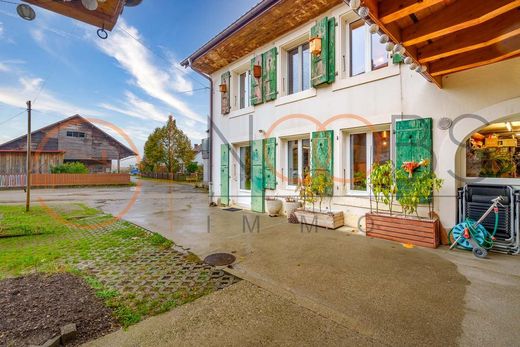 Luxe woning in Pomy, Jura-Nord vaudois District