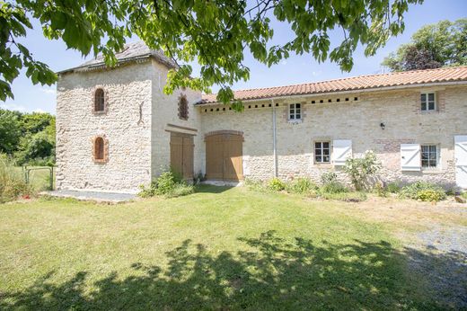 Casa di lusso a Chantonnay, Vandea