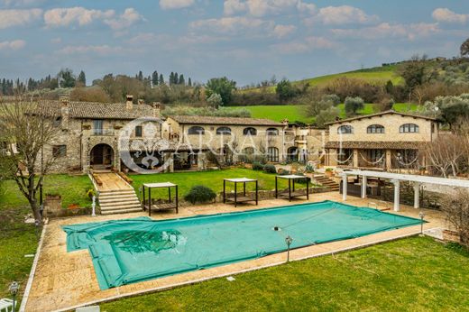 Landhaus / Bauernhof in Todi, Provincia di Perugia