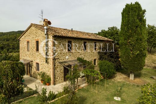 Rural or Farmhouse in Deruta, Provincia di Perugia