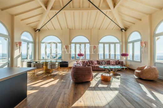 Penthouse in Florence, Tuscany