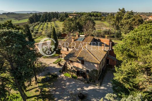 Rural or Farmhouse in Castiglione del Lago, Provincia di Perugia