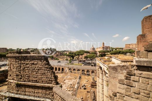 Complexes résidentiels à Rome, Latium