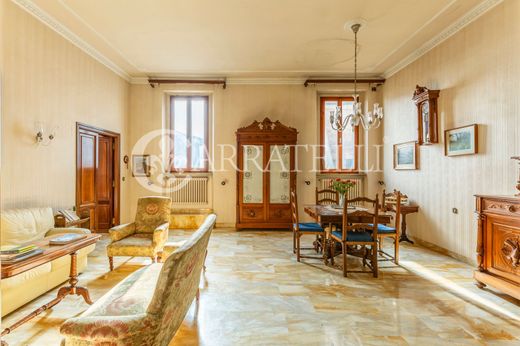 Penthouse Montepulciano, Siena ilçesinde