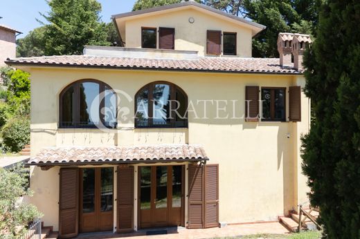 Villa in Passignano sul Trasimeno, Provincia di Perugia