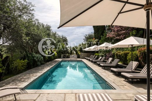 Villa a Camaiore, Lucca