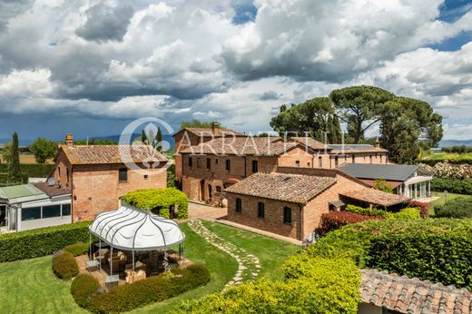 Rural or Farmhouse in Castiglione del Lago, Provincia di Perugia