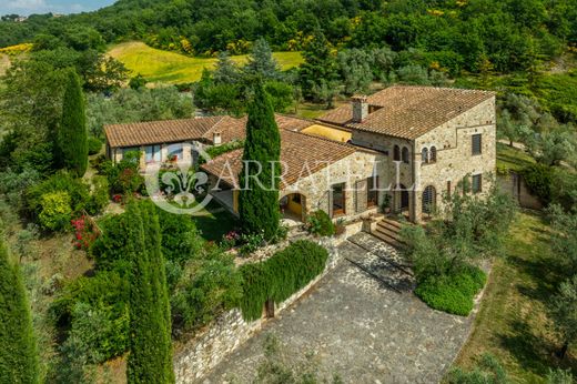 Rural or Farmhouse in Gualdo Cattaneo, Provincia di Perugia
