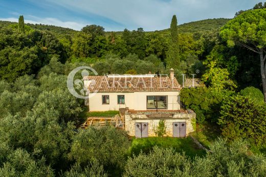 Villa a Monteriggioni, Siena