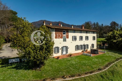 Rural or Farmhouse in Capannori, Provincia di Lucca