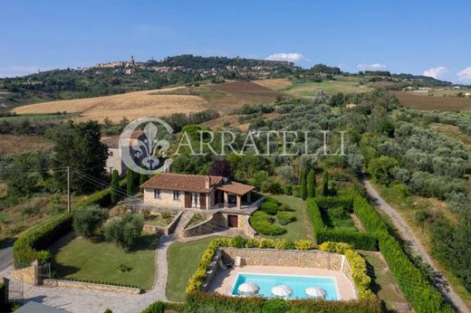 Rural or Farmhouse in Volterra, Pisa
