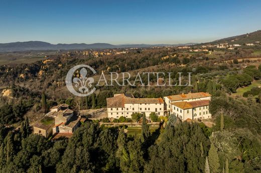 Rural or Farmhouse in Terranuova Bracciolini, Province of Arezzo