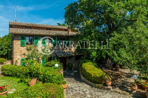 Rural or Farmhouse in Montepulciano, Province of Siena