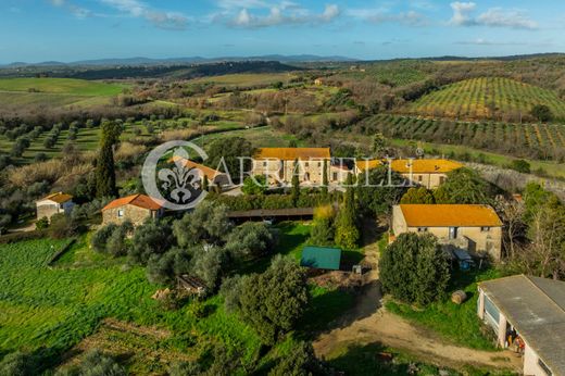 Rural or Farmhouse in Magliano in Toscana, Provincia di Grosseto