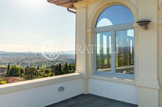 Penthouse in Florence, Tuscany