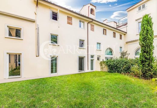 Apartment in Florence, Tuscany